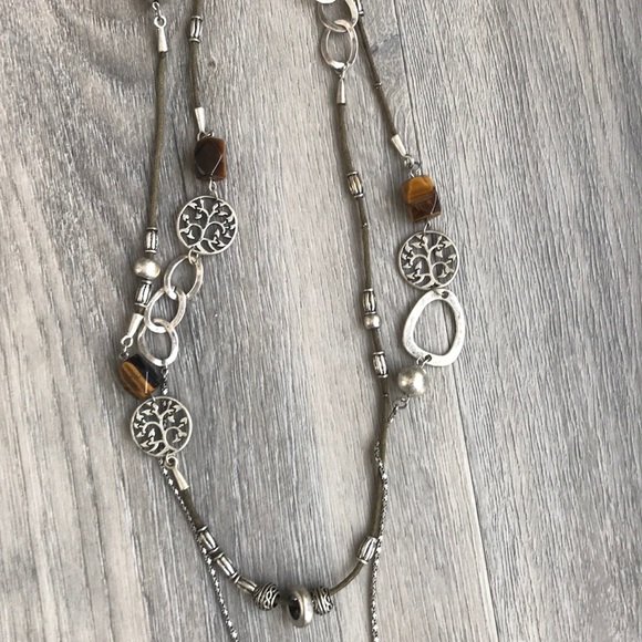 Necklace - Picture 3 of 5